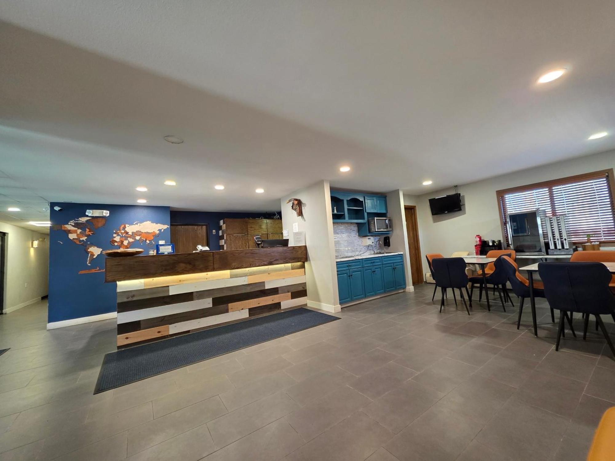 Super 8 By Wyndham Hayward Wi Motel Екстериор снимка