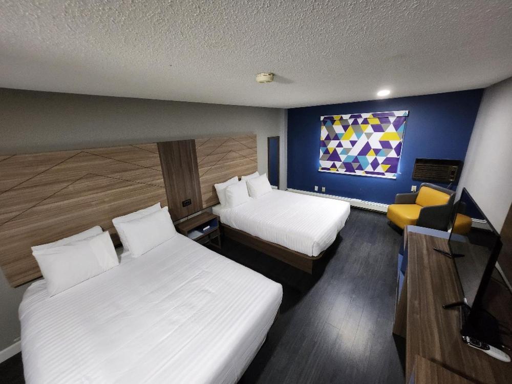 Super 8 By Wyndham Hayward Wi Motel Екстериор снимка